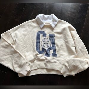 Hollister collared varsity sweatshirt size small beige/cream